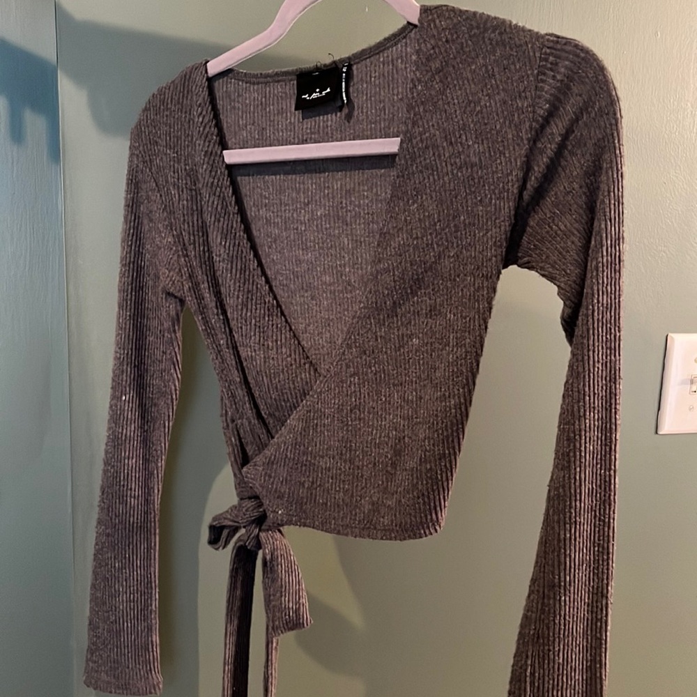 Urban Outfitters cropped side tie long sleeve shirt